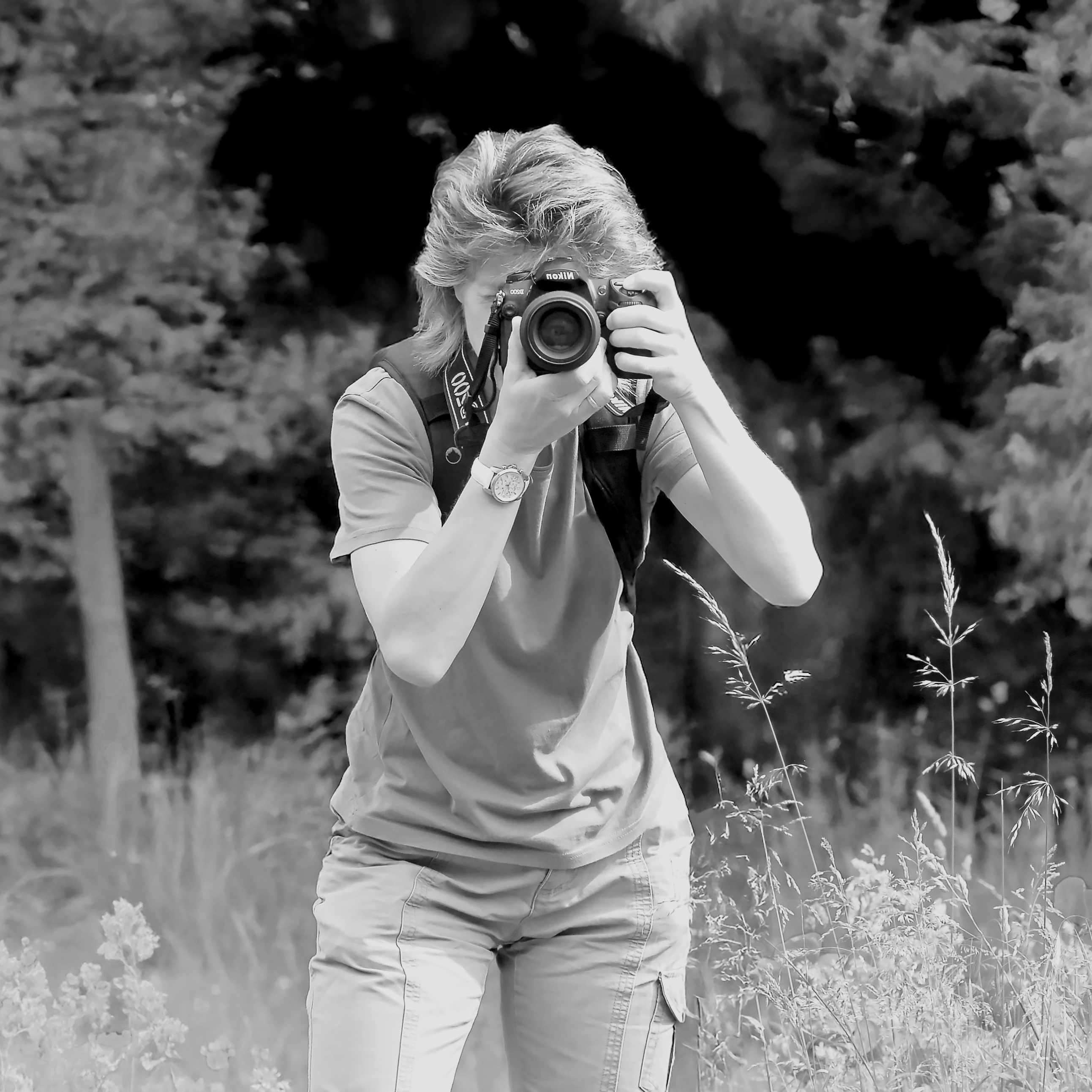 Auto portrait nb Carre pr site dernier a utiliser nov 2025